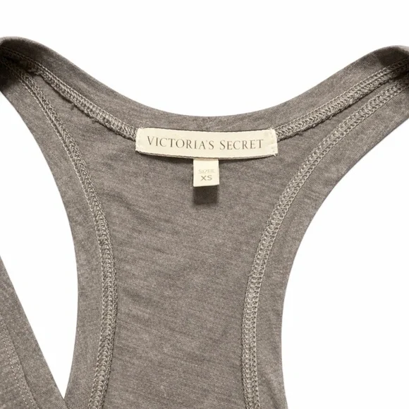 Gray Victoria’s Secret Tank Top, Sz S petite . - Picture 4 of 7